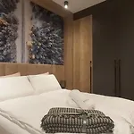 Dvosjed Luxe Lejlighed